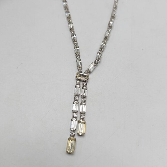 Vintage Kramer Rhinestone Necklace With Baguette and Round Cut Crystals - Picture 4 of 9